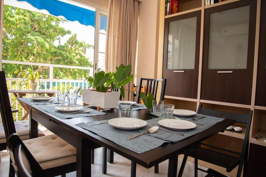 말라가 Piso Con Jardin 아파트 외부 사진