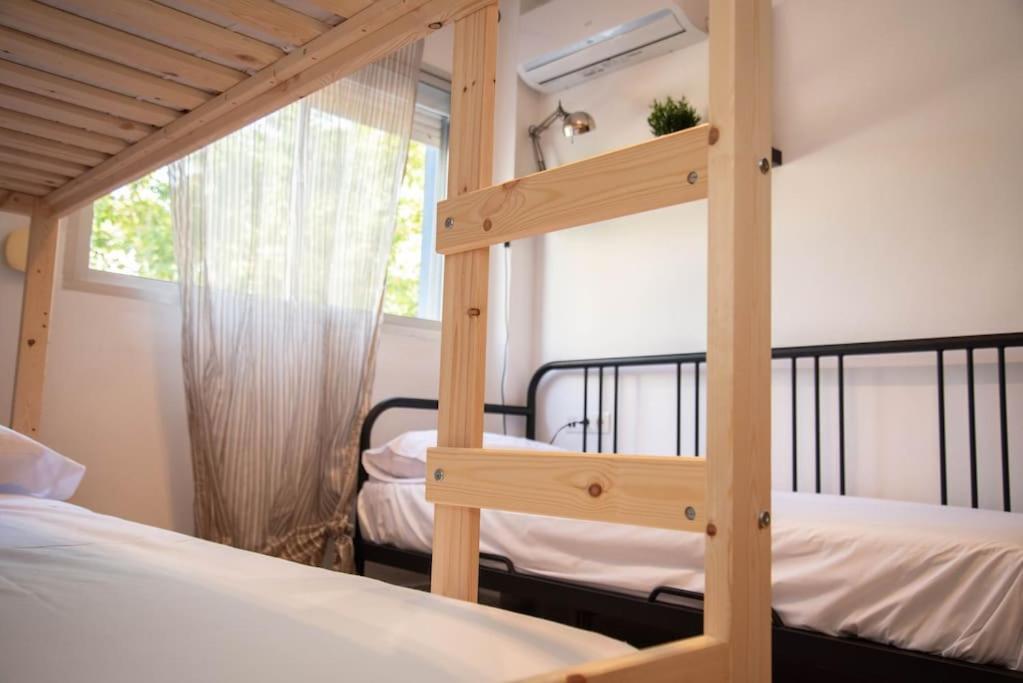 말라가 Piso Con Jardin 아파트 외부 사진